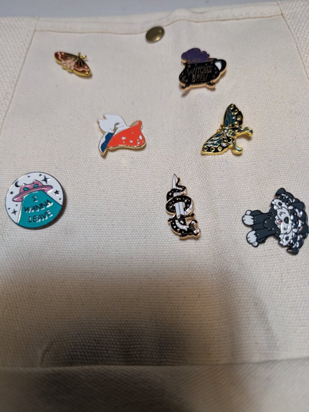 Set of 7 Enamel Lapel Ready to Wear Pins Broches